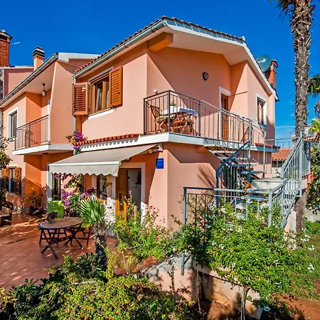 Josip 2304 Apartman *